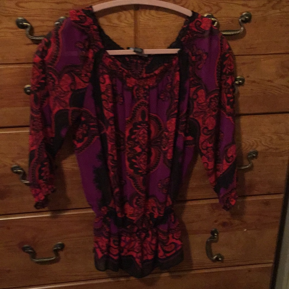 Purple and red quarter sleeve blouse